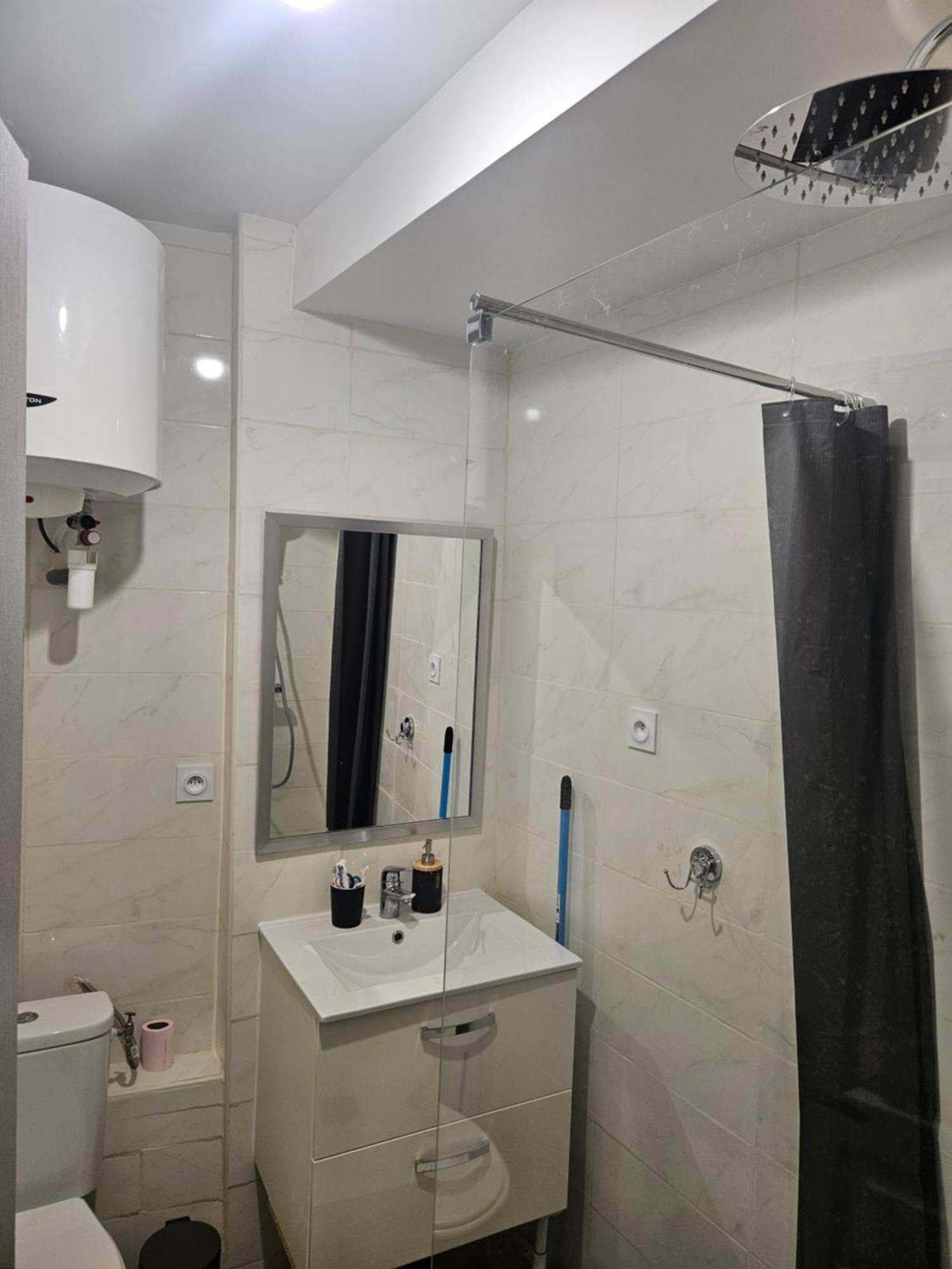 Appartement Moderne Et Sympa Béziers Kültér fotó